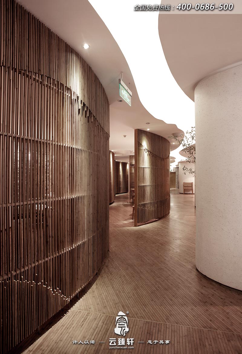 細竹片條配飾的餐廳裝飾